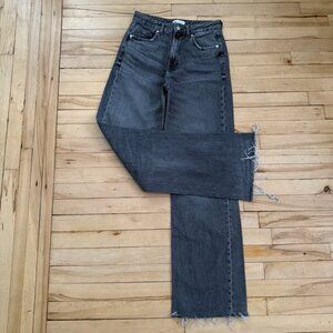 Zara High-Rise Straight Leg Jean, 6L